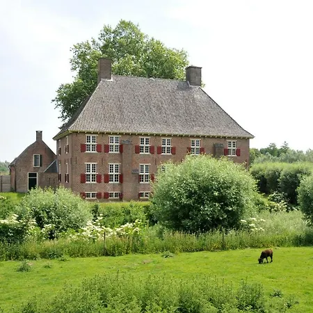 De Smidse Nyaraló *